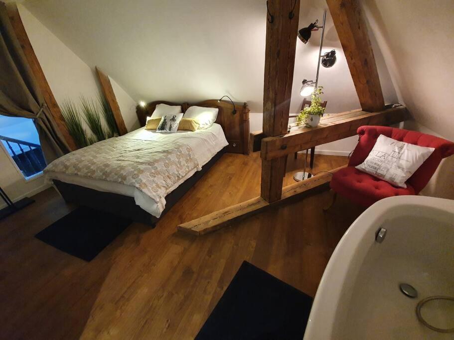 La Tour Du Bois Fleuri Apartment Colmar Exterior photo